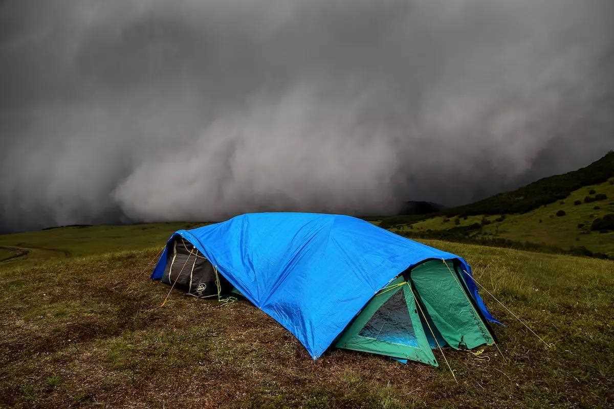 How to Be Prepared Outdoors: Weather Shifts & Hydration Needs