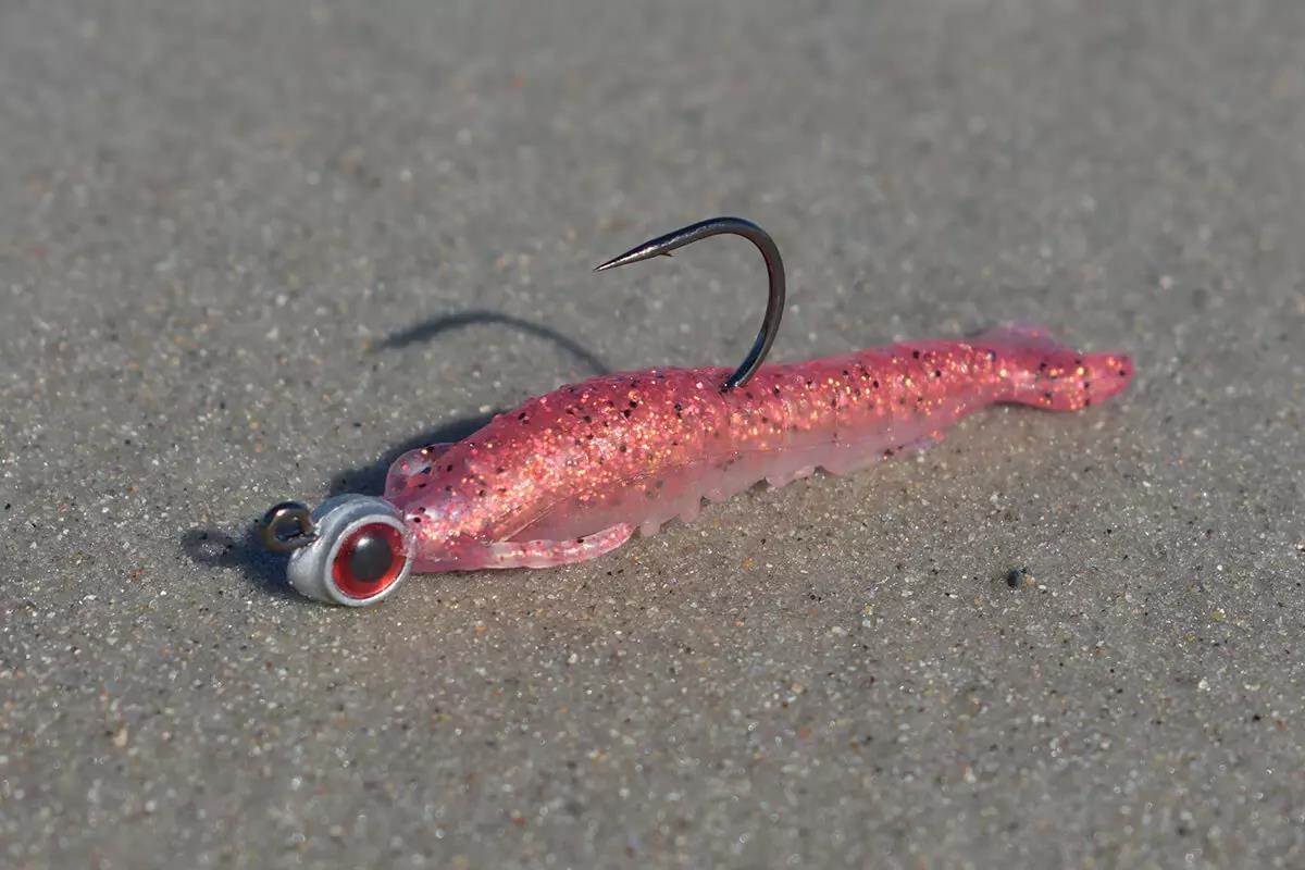 Check out this clever way to attach hooks to catch predatory fish
