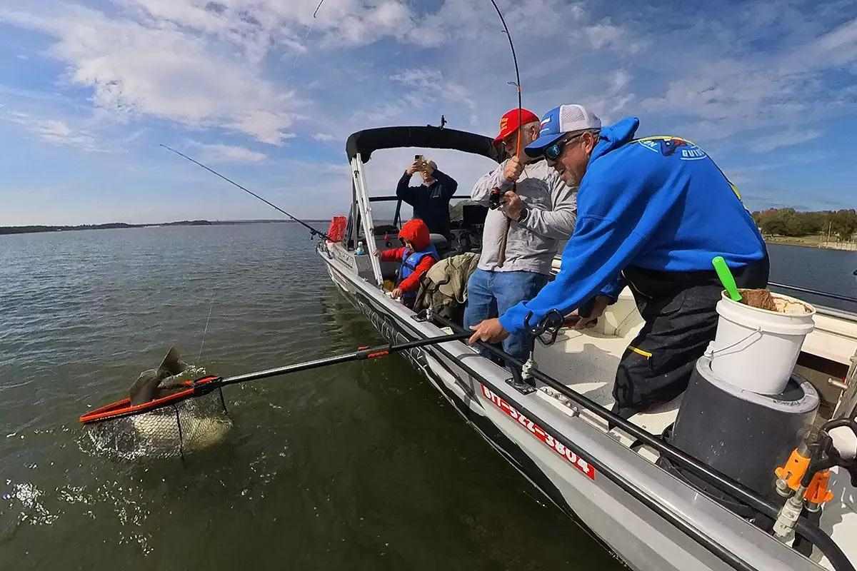 are spring loaded fishing poles illegal in tx RAM Light-Speed Rod Holder with Rail Base Is this legal? : r/FishingForBeginners