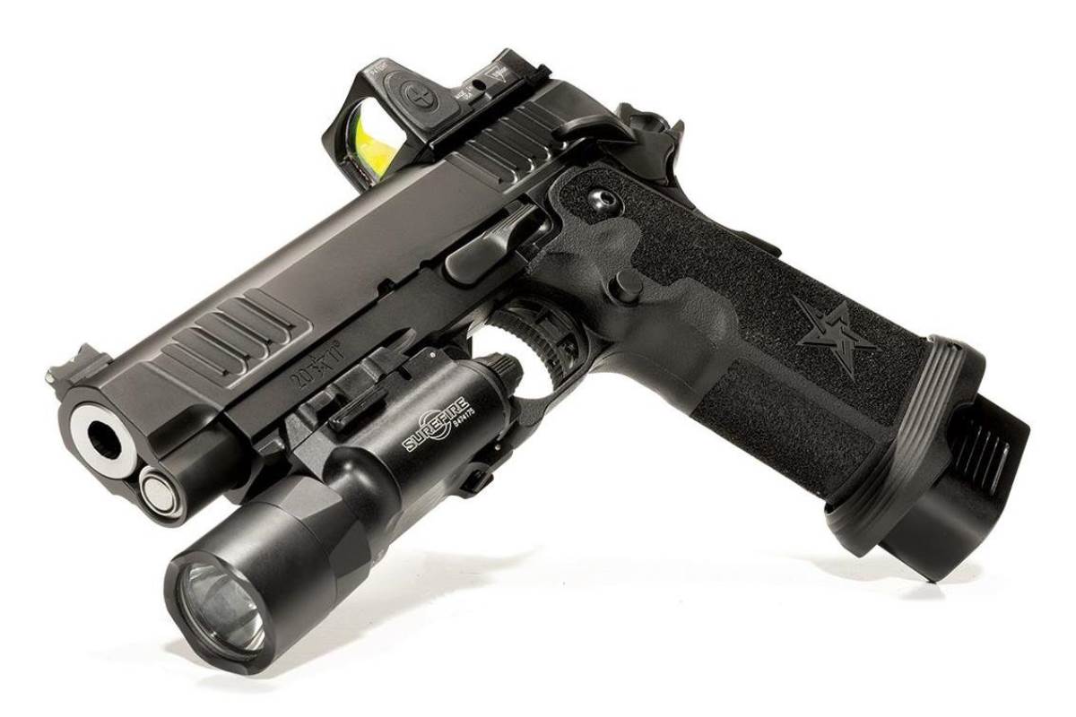 Staccato P Duo Pistol with Light