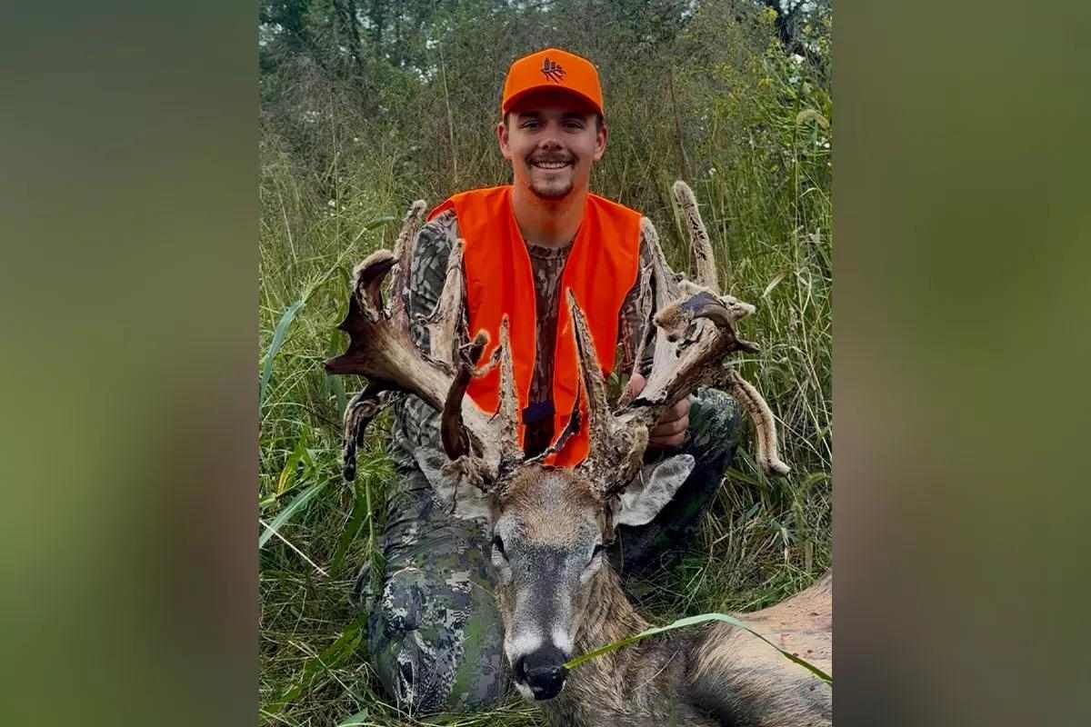 A Surprise Kansas 213-inch Muzzleloader Buck on Public Land