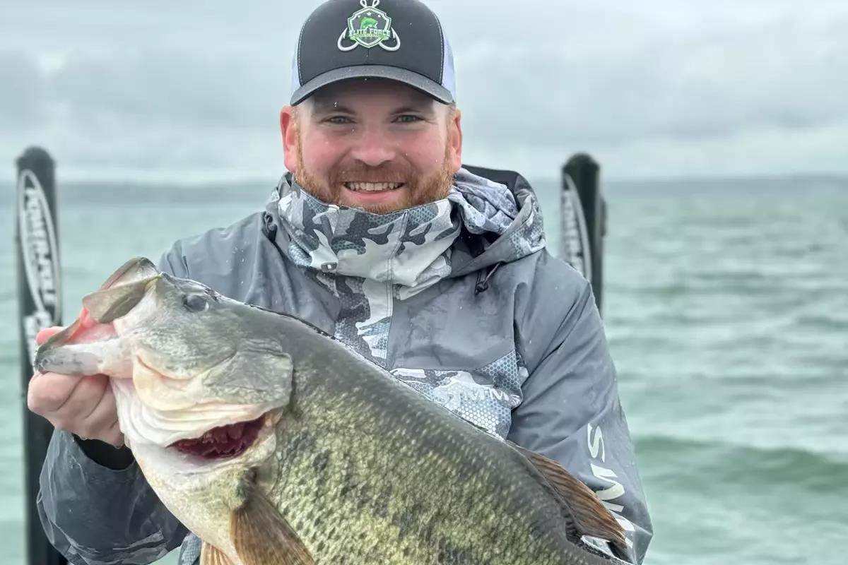 New York's Cayuga Lake Kicks Out New State Record Largemouth Bass