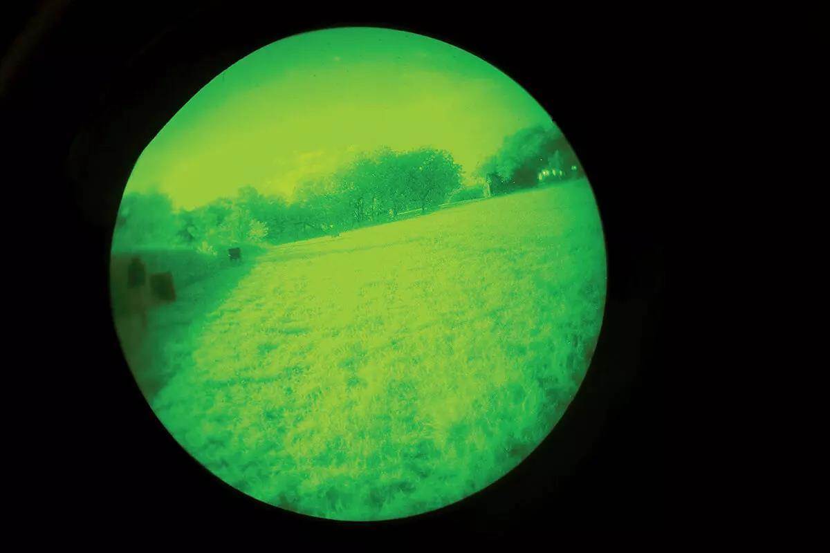 Night Vision and the PVS-14: How Does It Work? - Firearms News