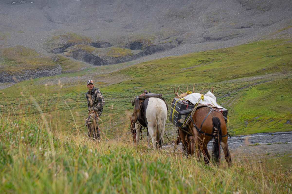 How To Pick The Right Outfitter