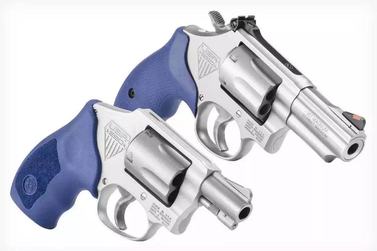 Two Smith 7 Wesson America 250 series revolvers on a white background.