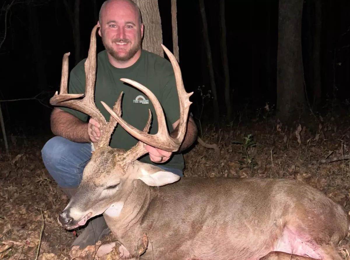 A Double Drop-Tine Buck With the .350 Legend - Realtree Camo