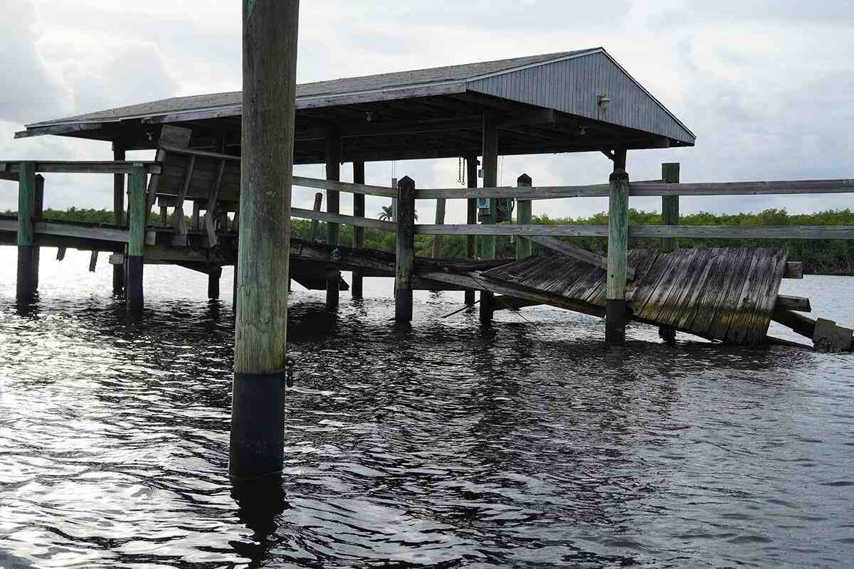 Dock Fishing Florida Tips and Techniques - FYAO Saltwater Media