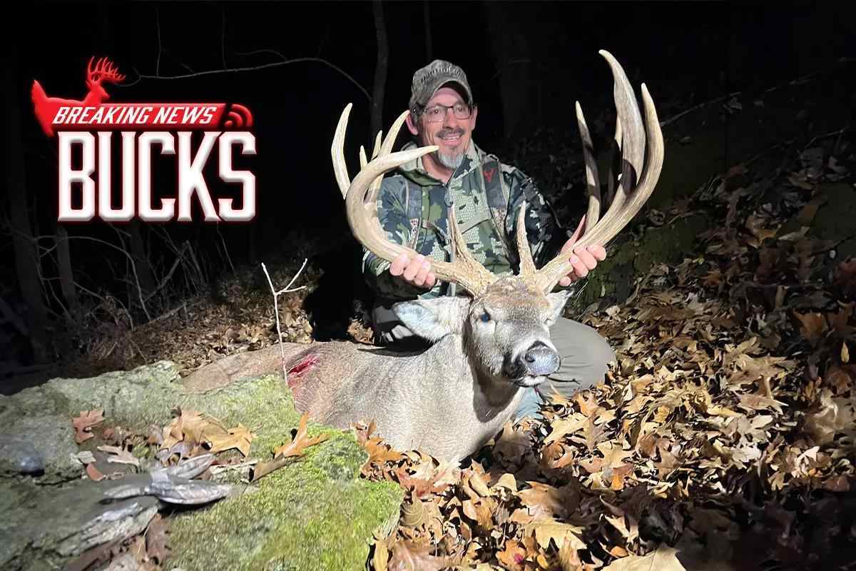 Big 212-inch “Ghost” Buck Arrowed After Friend's Awesome Offer