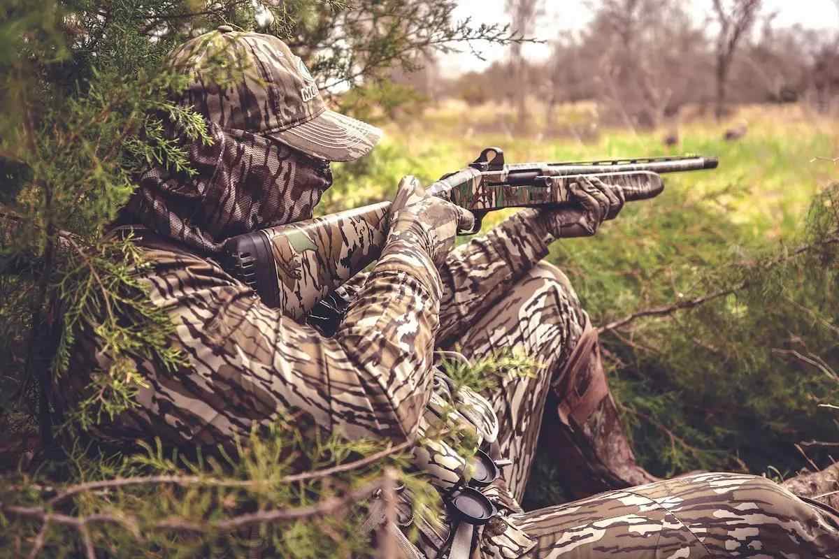 Pros and Cons of Putting a Red-Dot on Your Turkey Gun
