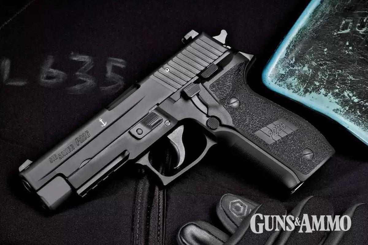 gaad-241100-sig-sig-sauer-p226-11-1200x800