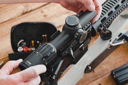 Aimpoint lancia il punto rosso per pistola ACRO P-1 - Armi Magazine