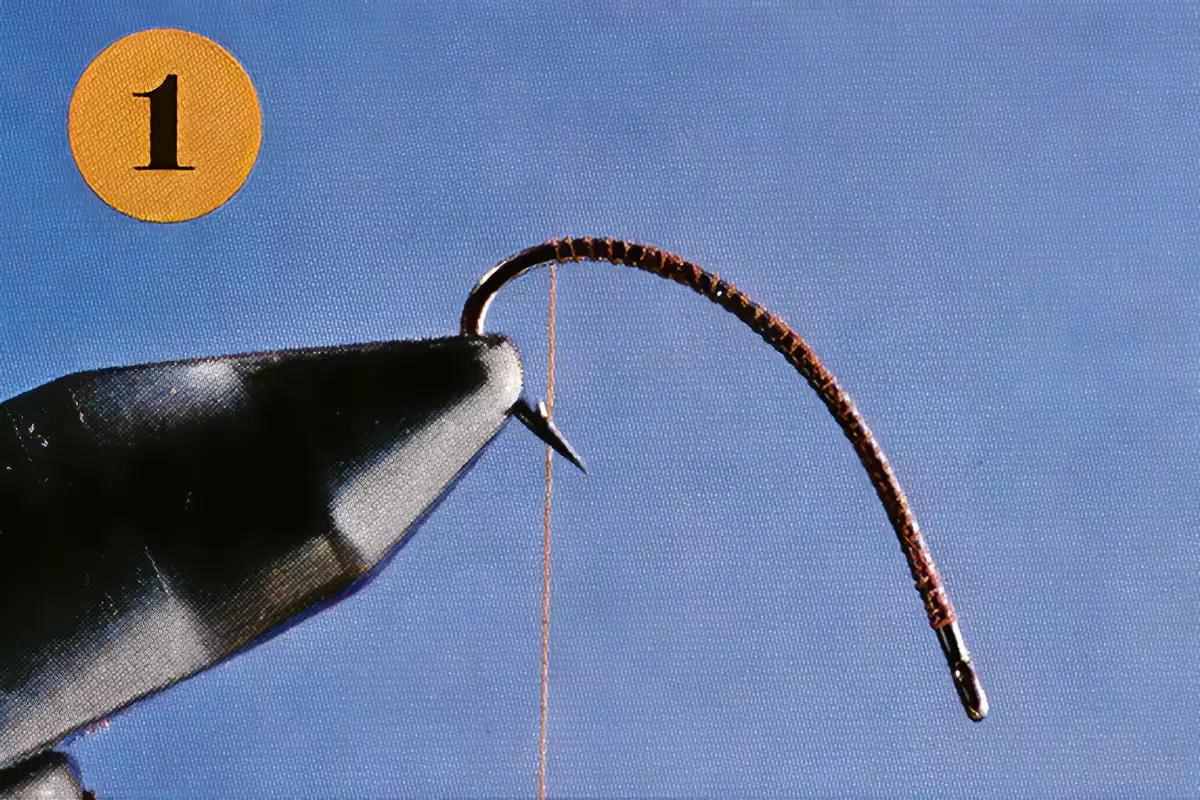 A fly-tying step for the Klinkhamer Special.