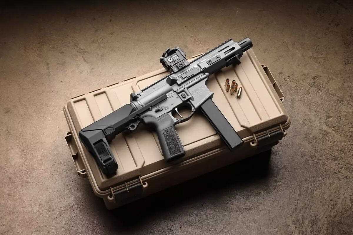 Pdw Spring The Spectacular Springfield Armory Saint Victor 9mm PDW - Handguns