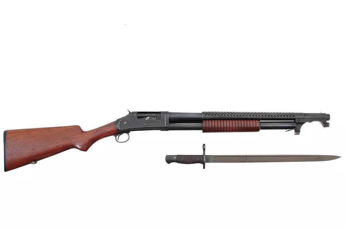 model-1897-pump-shotgun-bayonet