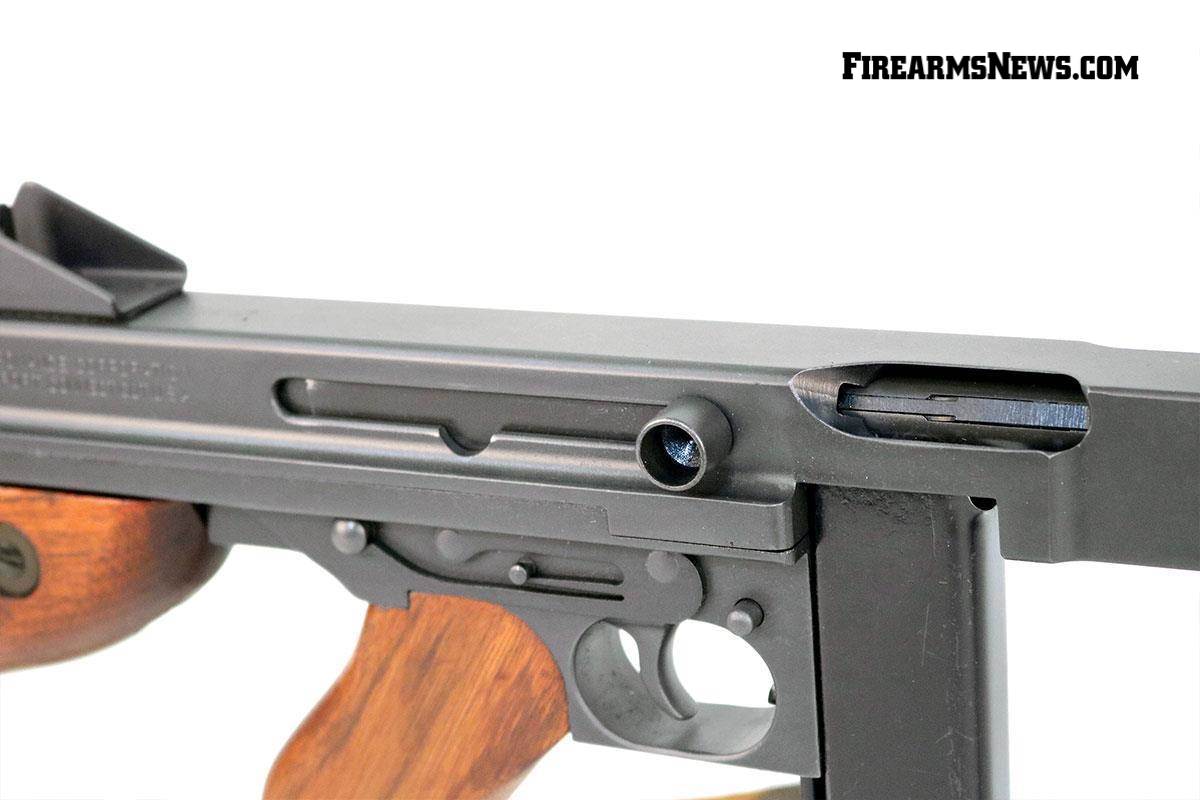 Charging handle on Thompson