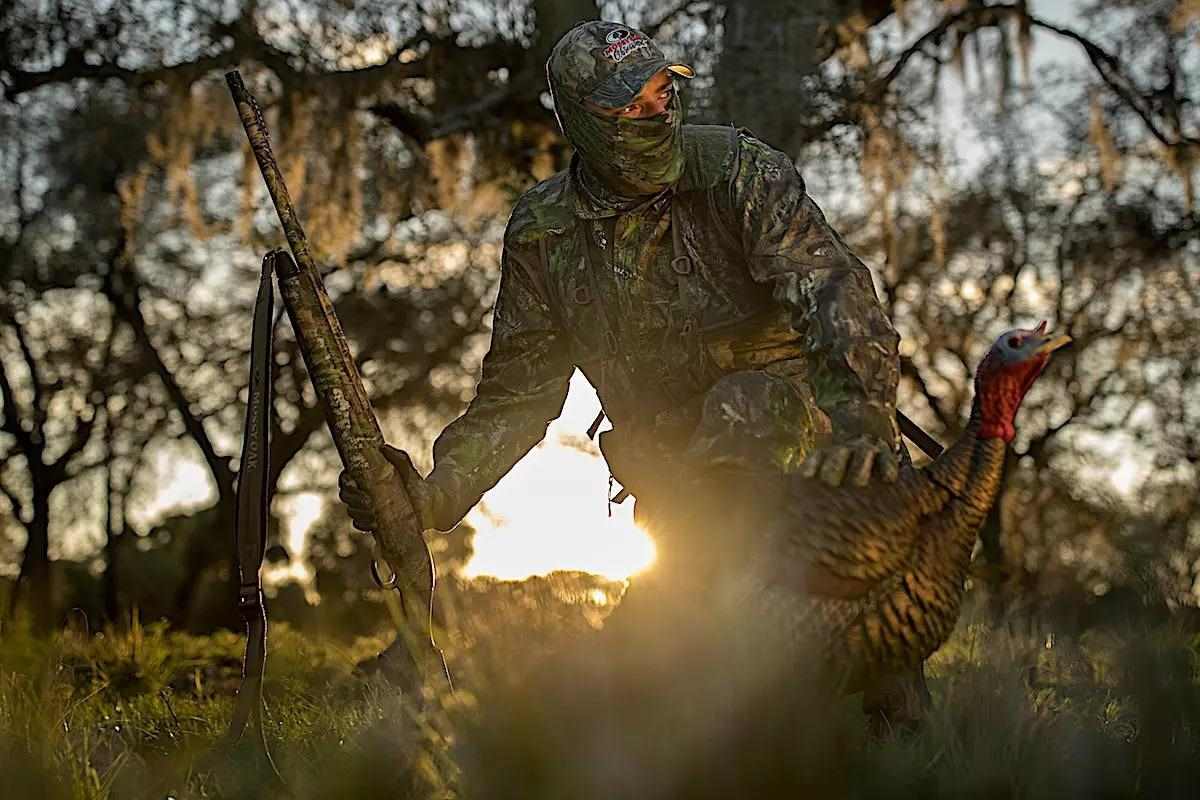 How to Set Up the Perfect Decoy Spread to Draw in Gobblers