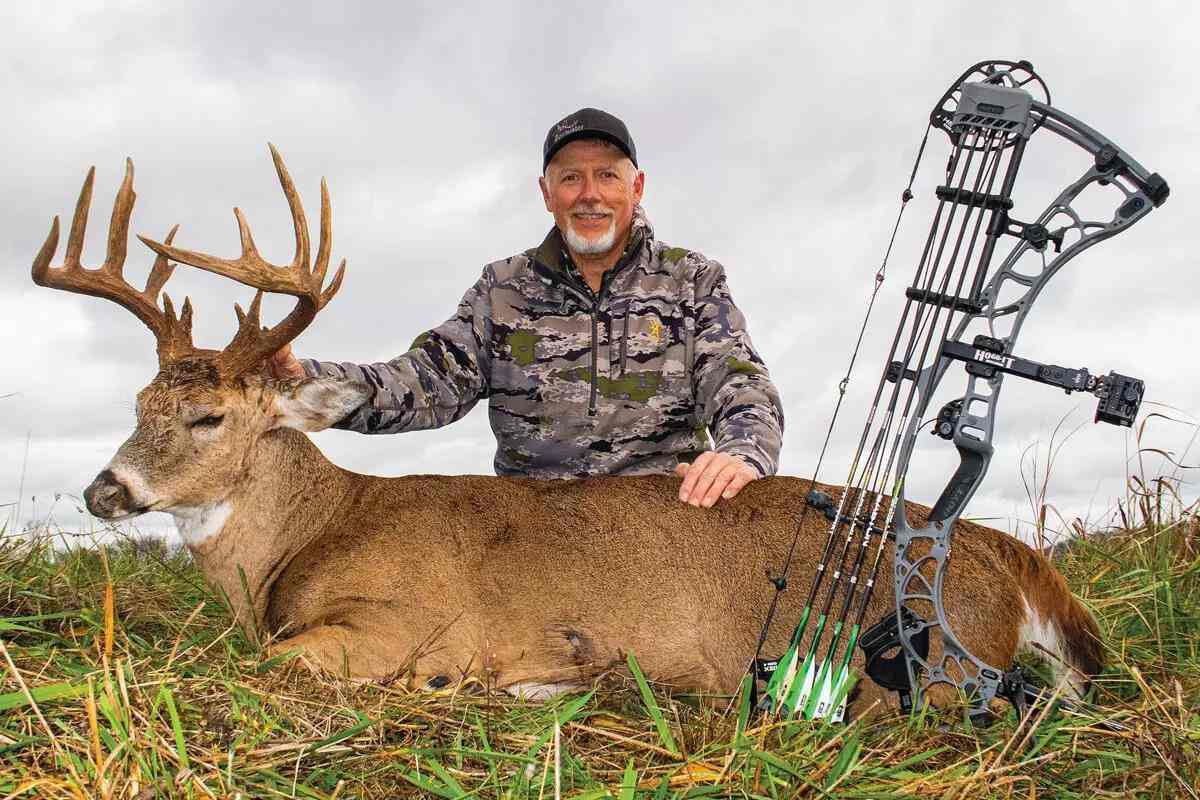 curt wells with downed whitetail buck in Ohio