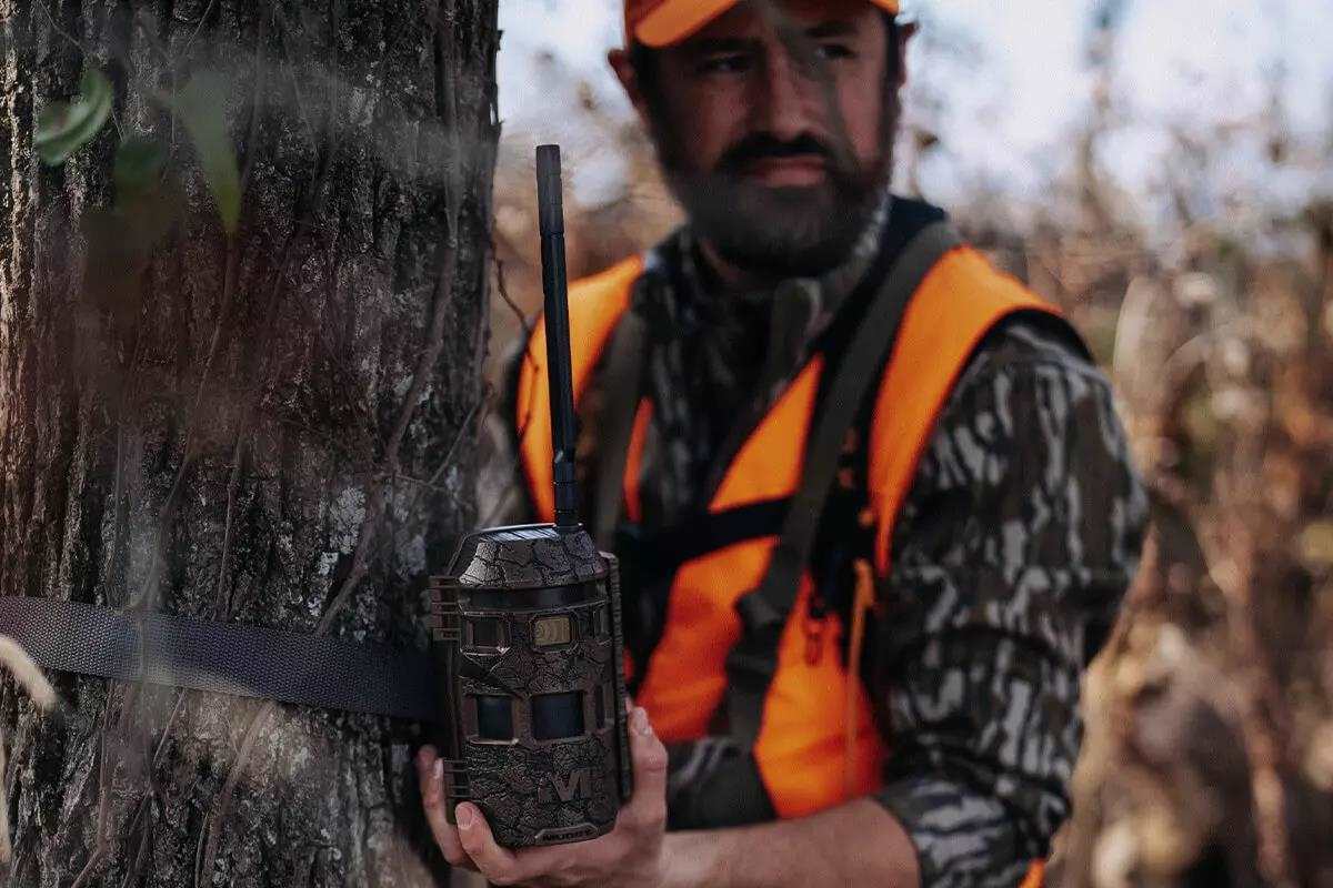 Why Trail Cameras Are at the Center of a Heated Debate - Petersen's Hunting