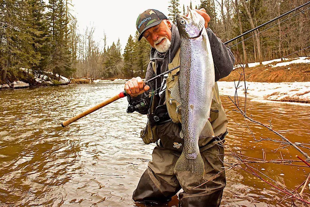 How to Catch Cold Steelhead in Wintering Pools