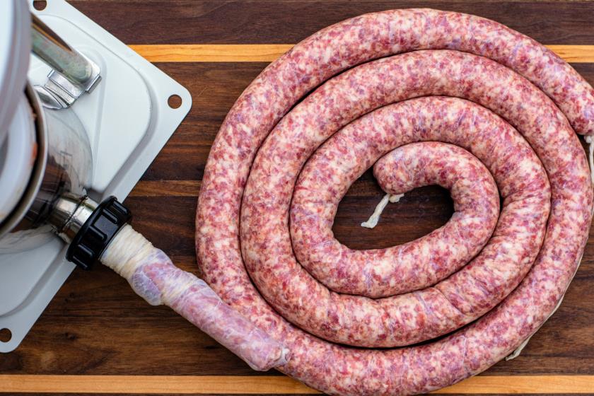 How To Make Wisconsin-Style Venison Bratwurst