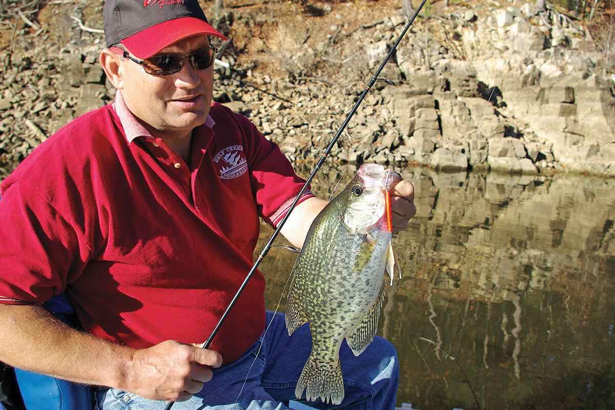 Uprooting 'Cover Crappies' where Others Don't Look - MidWest Outdoors