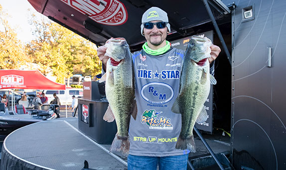 Indiana's Raber Leads Day 1 At Tough Table Rock