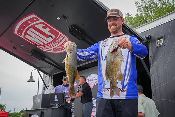 Huge Bags Will Be Common At Detroit River