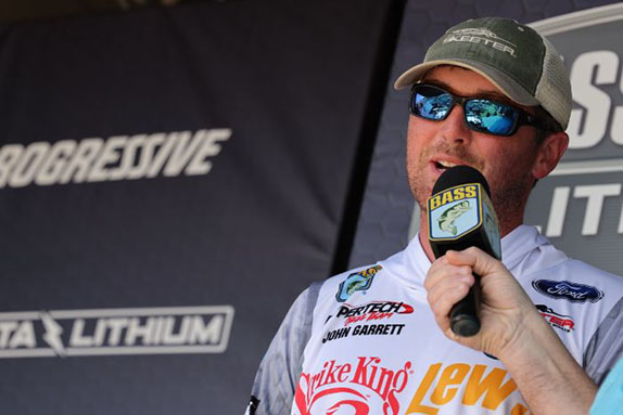 Garrett's Advantage Now 6 1/2 Pounds