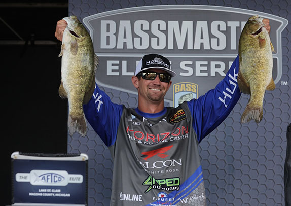 Palmer The New Leader As 10 Finalists Set