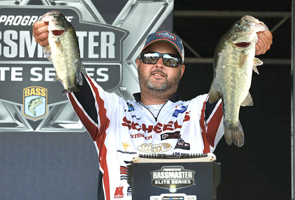 Schlapper joins 2-in-1 club