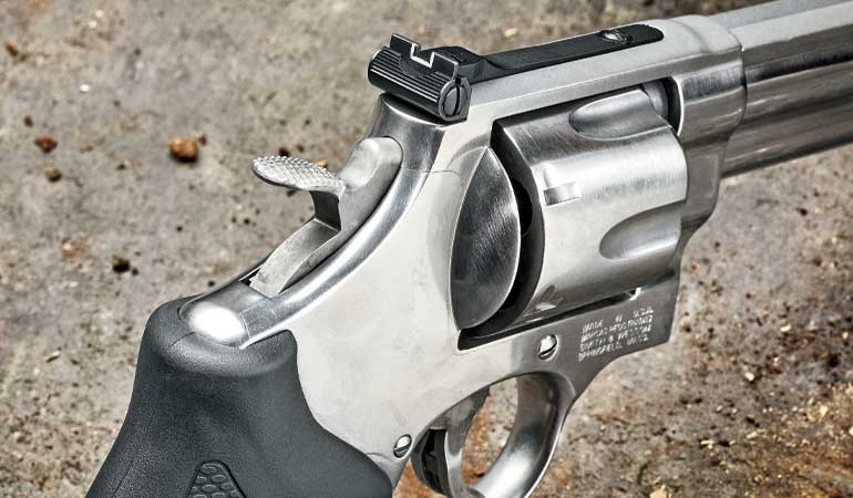 SW-Model-610-Revolver-1