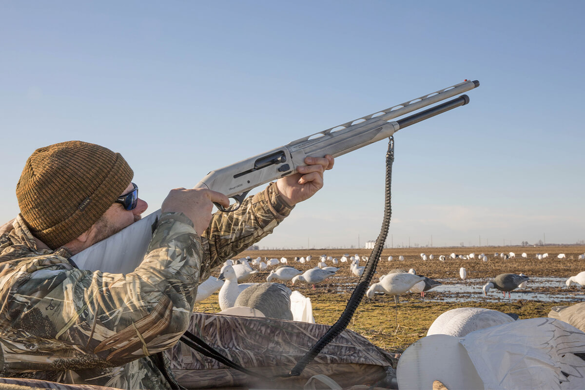 Best Budget Waterfowl Hunting Shotguns Under $1,000 - Wildfowl