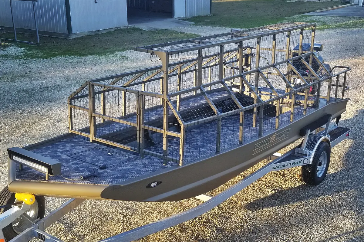 2015 Gator Trax Hunt Deck Fishing/Duck/Bowfishing Boat - The Hull