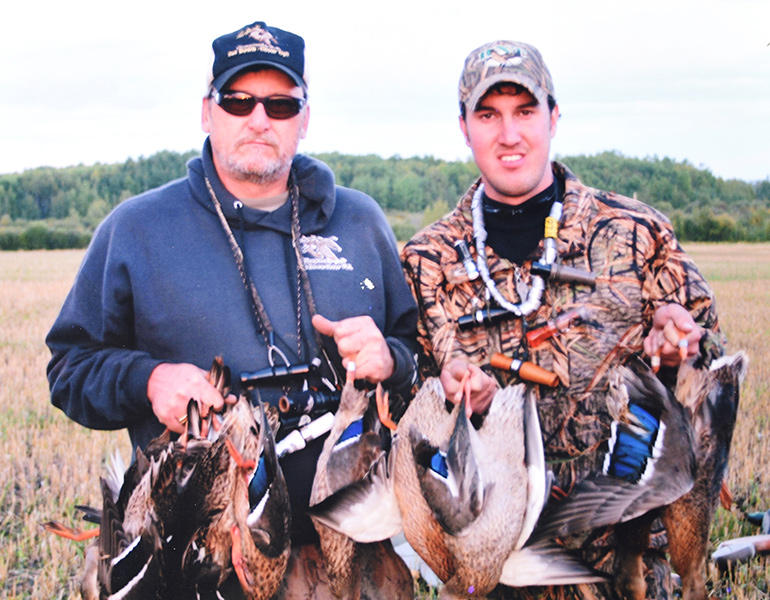 World Goose Calling Champ Tim Grounds Perishes in Accident