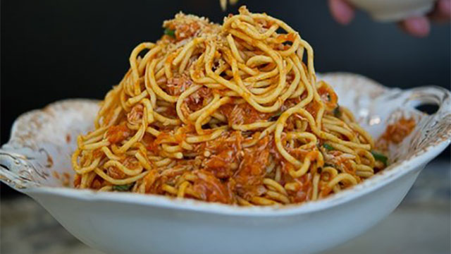 Homemade Spaghetti with Crab Sauce