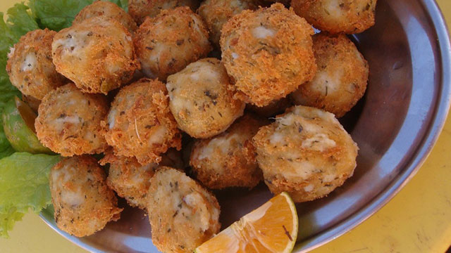 Pasteis de Bacalhau (Salted Cod Fritters)