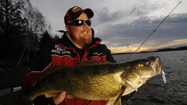 Walleye - Seasonal Tips, Destinations, Gear & Education - In-Fisherman